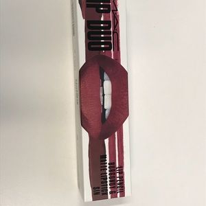 MAC Sin/Burgundy lip duo, new in box. Sealed.